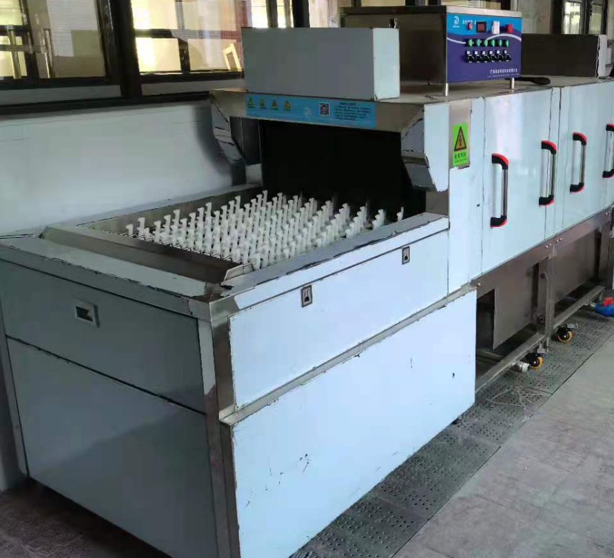 學(xué)校食堂洗碗機(jī)帶來(lái)的優(yōu)勢(shì)有哪些明顯表現(xiàn)？